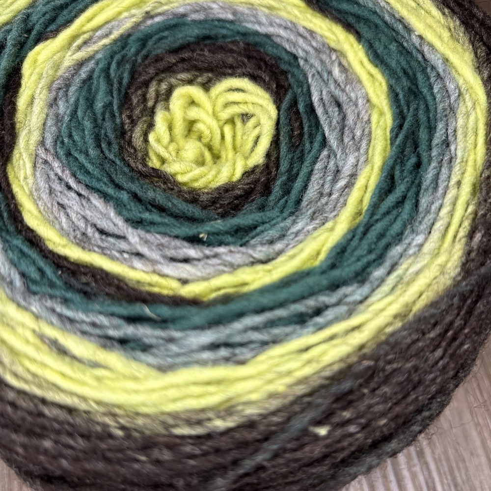 Jill Draper Makes Stuff Rifton 600 Spring V3 Fingering Weight American Wool 600y - Picture 4 of 7